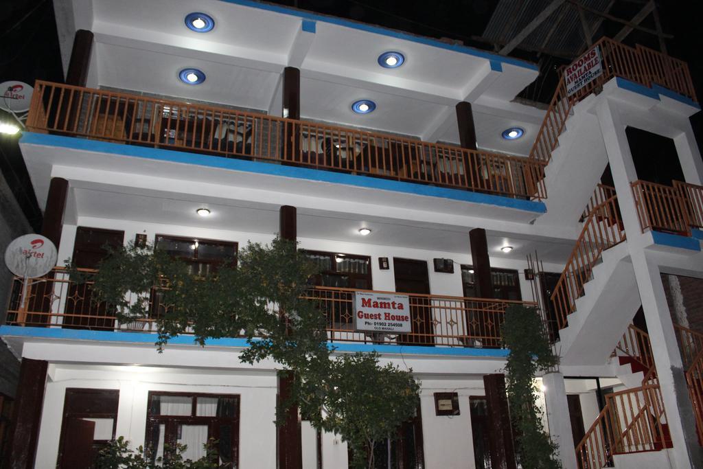 Mamta Guest House Manāli Eksteriør bilde